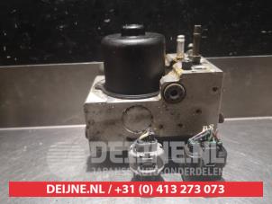 Lexus IS ABS Pumpe O337950 foto 2
