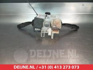 Subaru Impreza Steering column stalk O308600 photo 2
