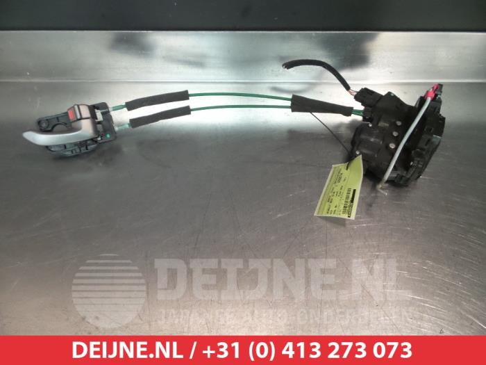 Kia Soul Deurslot Mechaniek 4Deurs rechts-achter O281538