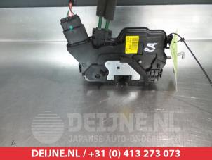 Kia Soul Türschlossmechanik 4-türig rechts hinten O281538 foto 2