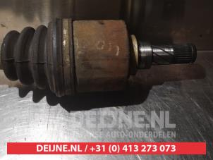 Nissan Almera Tino Aandrijfas links-voor O317817 foto 3