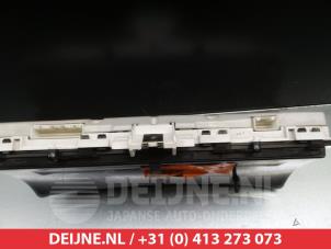 Toyota Corolla Verso Odometer KM O305152 photo 3