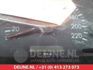 Toyota Corolla Verso Odometer KM O305152 photo 2