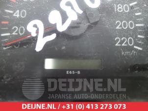 Toyota Corolla Verso Odometer KM O305153 photo 2