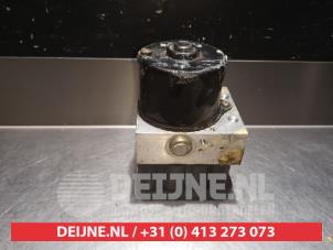 Nissan Almera Tino ABS Pomp O337615 foto 3