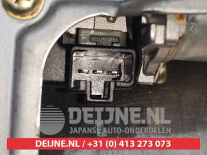 Toyota Corolla Verso Ruitenwissermotor achter O301394 foto 4