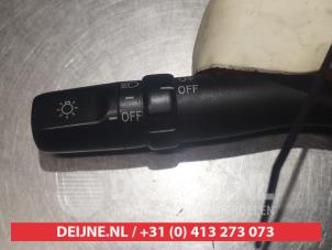 Toyota Corolla Verso Light switch O307285 photo 2