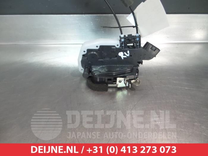 Nissan Micra Deurslot Mechaniek 4Deurs rechts-voor O280843