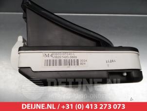 Toyota Corolla Verso Tacho - Kombiinstrument KM O305105 foto 3