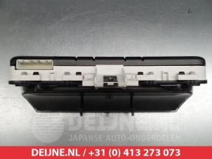 Toyota Corolla Verso Tacho - Kombiinstrument KM O305114 foto 2