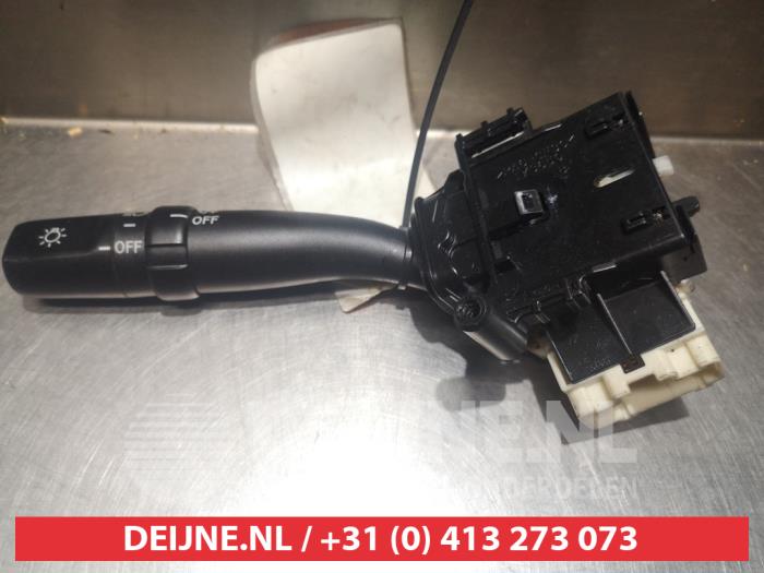 Toyota Corolla Verso Licht Schakelaar O307286