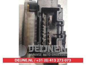 Toyota Corolla Verso Ruitenwis Schakelaar O310268 foto 4