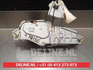 Toyota Corolla Verso Ruitenwissermotor achter O301427 foto 2