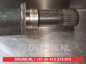 Nissan Almera Tino Aandrijfas rechts-voor O319273 foto 4