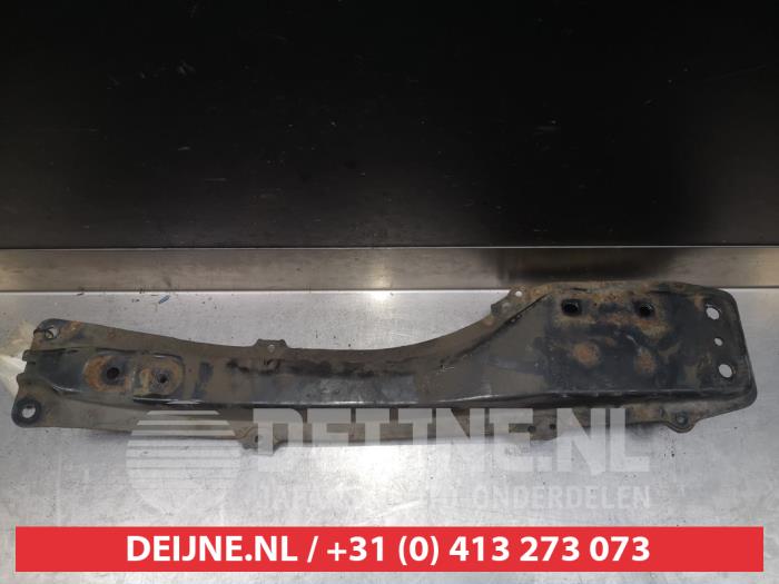 Gebruikte Motorbalk Toyota Corolla Verso (E12) 2.0 D-4D 16V 90 Prijs € 25,00 Margeregeling aangeboden door V.Deijne Jap.Auto-onderdelen BV