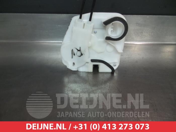 Mitsubishi Outlander Deurslot Mechaniek 4Deurs rechts-voor O280976