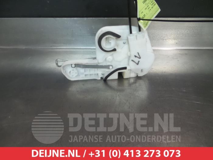 Mitsubishi Outlander Deurslot Mechaniek 4Deurs links-voor O279635