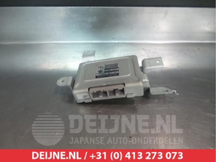 Gebruikte Computer Automatische Bak Nissan Almera Tino (V10M) 2.0 16V CVT Prijs € 50,00 Margeregeling aangeboden door V.Deijne Jap.Auto-onderdelen BV
