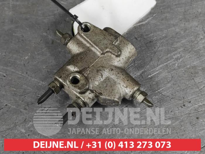 Toyota Corolla Verso EBD system O324464