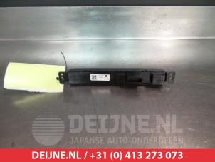 Mitsubishi Outlander Paniekverlichtings Schakelaar O310584 foto 2