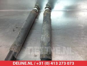 Toyota Rav-4 Schokdemper links-achter O378974 foto 2