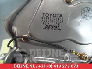 Toyota Avensis Ruitenwissermotor achter O301420 foto 3