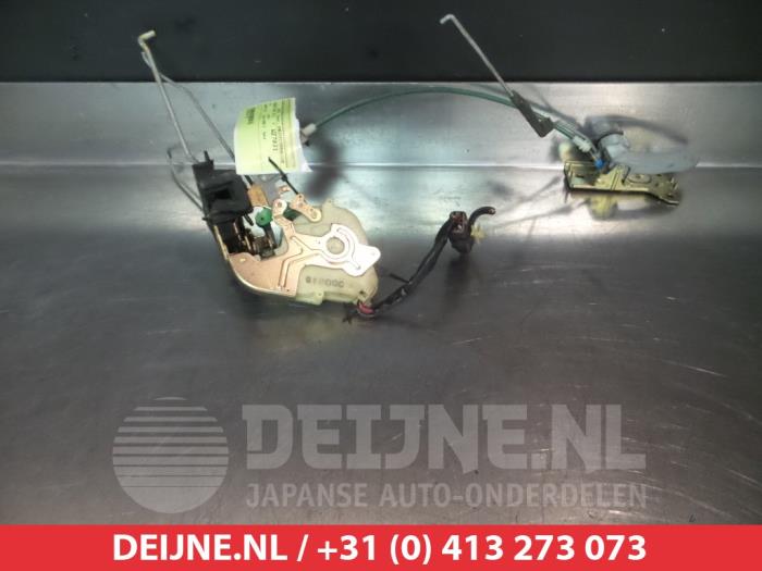 Kia Sorento Deurslot Mechaniek 4Deurs links-voor O279577