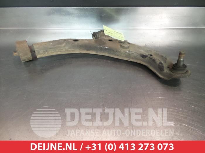 Nissan Almera Front lower wishbone, right O382192