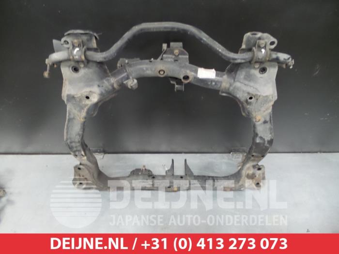 Gebruikte Subframe Honda Stream I (RN) 1.7 16V VTEC Prijs € 25,00 Margeregeling aangeboden door V.Deijne Jap.Auto-onderdelen BV