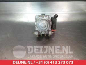 Honda Stream ABS pump O338164 photo 2