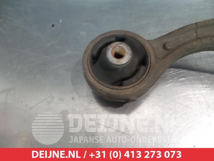 Honda Accord Front lower wishbone, right O382546