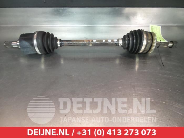 Kia Carens Aandrijfas links-voor O317983