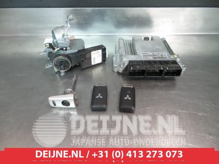 Mitsubishi Outlander Kontaktslot+Sleutel O335545