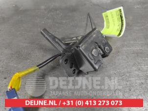 Toyota Yaris Schließmechanik Heckklappe O296833 foto 2