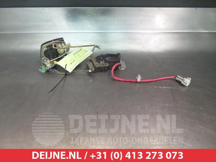 Suzuki Wagon R+ Deurslot Mechaniek 4Deurs links-achter O280477