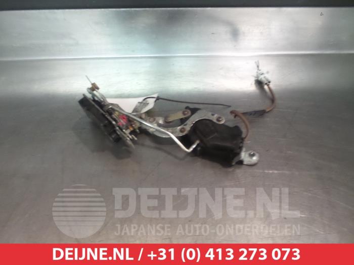 Suzuki Wagon R+ Deurslot Mechaniek 4Deurs rechts-voor O281152