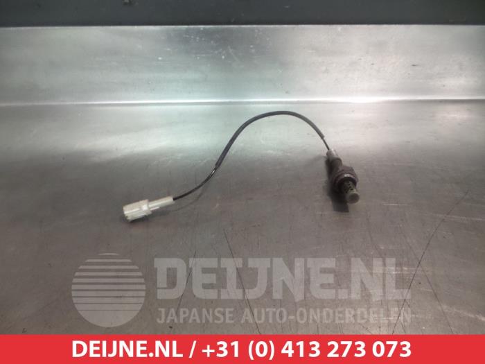 Gebruikte Lambda Sonde Daihatsu Sirion/Storia (M1) 1.0 12V Prijs € 25,00 Margeregeling aangeboden door V.Deijne Jap.Auto-onderdelen BV