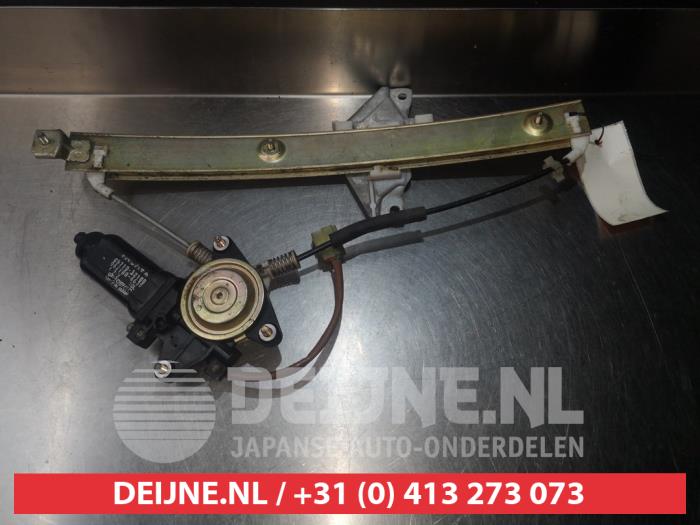 Toyota Camry Rear door window mechanism 4-door, left O290948
