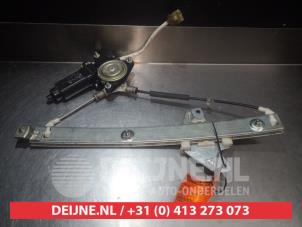 Toyota Camry Fenstermechanik 4-türig rechts hinten O291772 foto 2