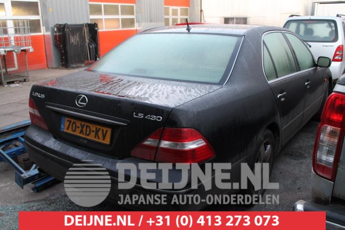 Lexus LS Portier 4Deurs rechts-achter O286419