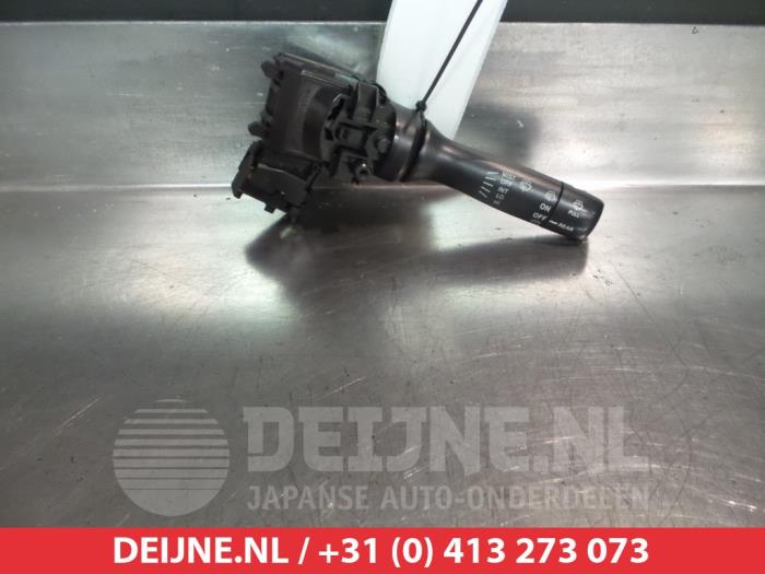 Toyota Yaris Scheibenwischer Schalter O310339
