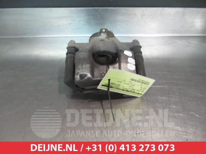 Toyota Aygo Remklauw (Tang) links-voor O325768