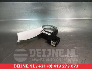 Gebruikte Gier sensor Mazda 5 (CR19) 2.0i 16V Prijs € 40,00 Margeregeling aangeboden door V.Deijne Jap.Auto-onderdelen BV
