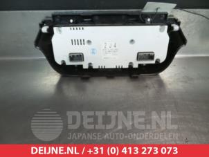Suzuki Swift Heater control panel O306241 photo 2