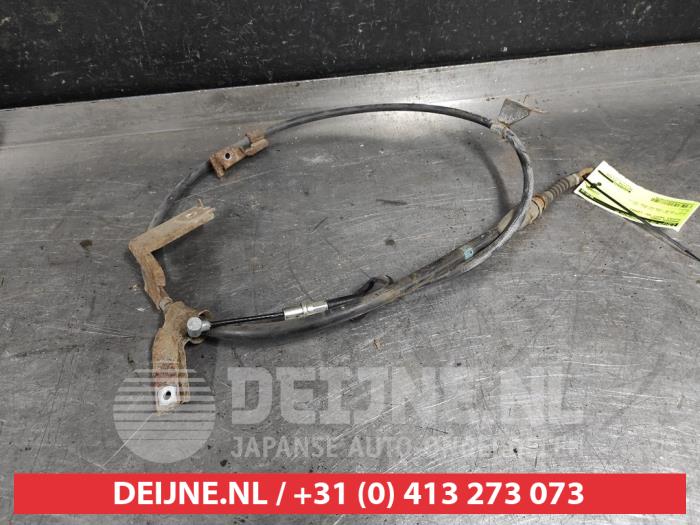 Gebruikte Handrem Kabel Suzuki Swift (ZA/ZC/ZD1/2/3/9) 1.6 Sport VVT 16V Prijs € 20,00 Margeregeling aangeboden door V.Deijne Jap.Auto-onderdelen BV