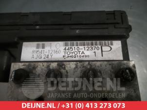 Toyota Corolla ABS Pomp O338457 foto 3