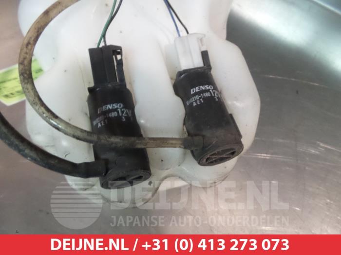 Suzuki Liana Scheibensprühertank vorne O340788