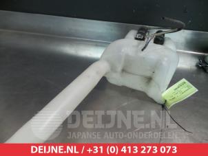 Suzuki Liana Front windscreen washer reservoir O340788 photo 2