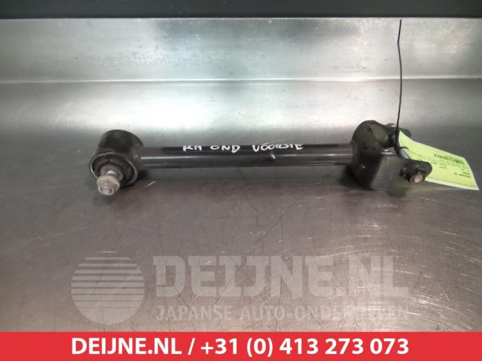 Mazda 3 Draagarm rechts-achter O393802
