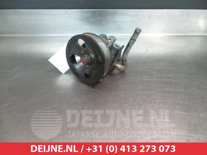 Hyundai Trajet Power steering pump O330983
